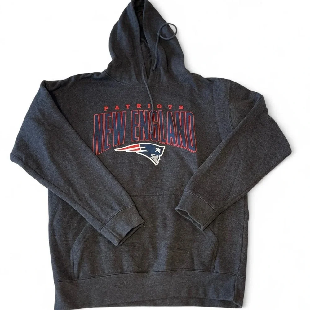 New England Patriots Gray Hoodie - Picture 2 of 8